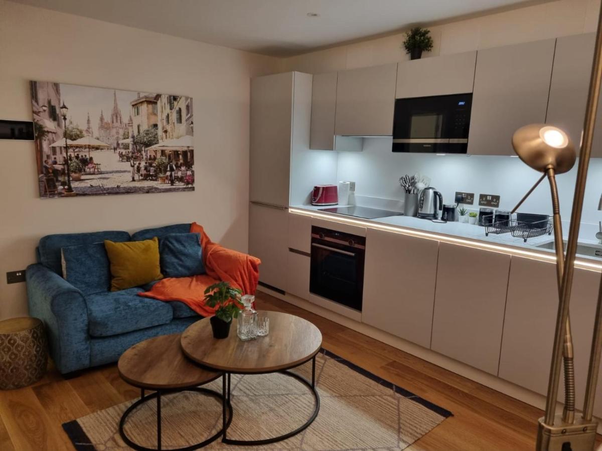 Trinity House By Ritual Stays St Albans Bagian luar foto